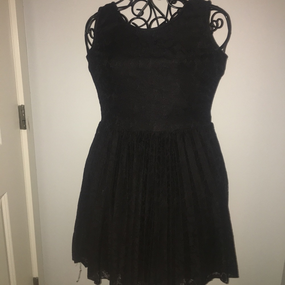 black cocktail dress